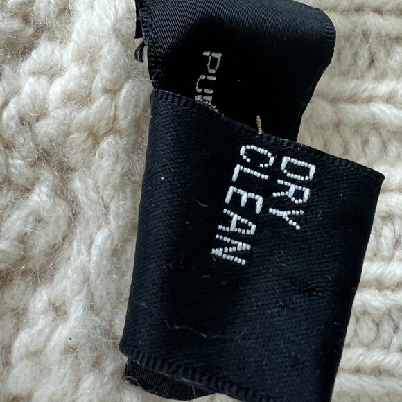 Pure Cashmere Fisherman's Cable Knit Sweater SZ L - Picture 9 of 16